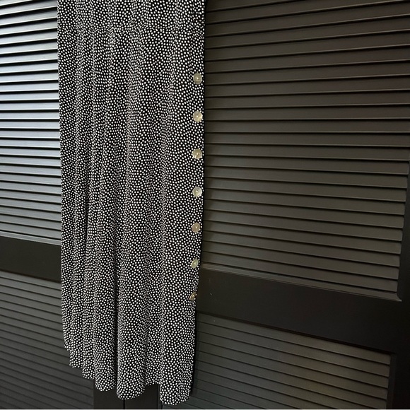 Vintage 90’s RomCom Style Long and Loose Black and White Polka Dot Dress, Size 6 - Picture 8 of 14
